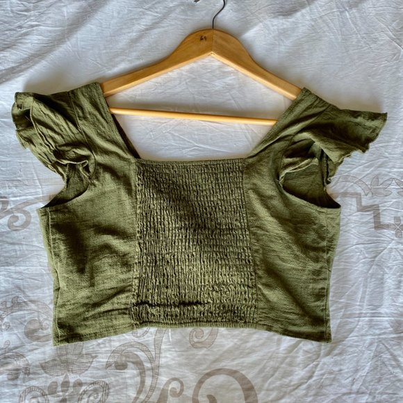 3 For $25 100% Cotton Twist Crop Top w Flutter Sleeves - Picture 2 of 3